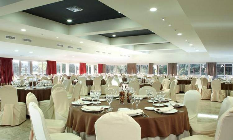 Salón Gran Fórum Hotel Ilunion Golf Badajoz Badajoz Salón Gran Fórum Hotel Ilunion Golf Badajoz Badajoz