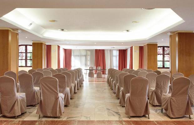 Salón Fórum Hotel ILUNION Golf Badajoz Badajoz
