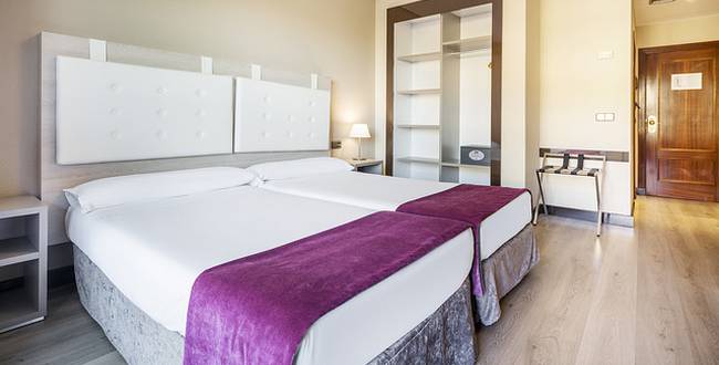 Ofertas Hotel ILUNION Golf Badajoz Ofertas Hotel ILUNION Golf Badajoz