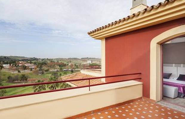 Reserva anticipada Hotel ILUNION Golf Badajoz